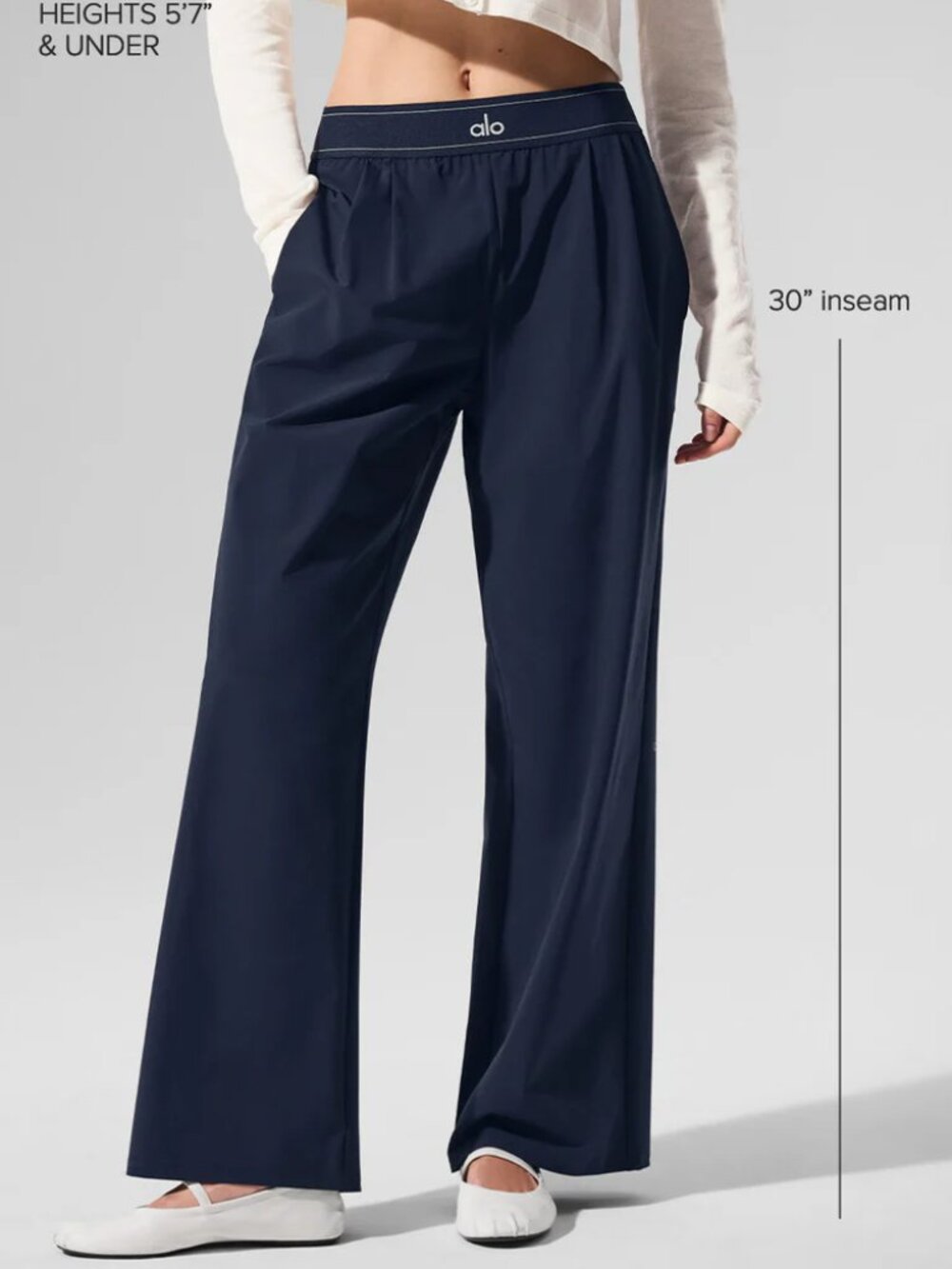 ALO Yoga Pants Navy NWT (Regular)🌼💝 - Picture 2 of 7
